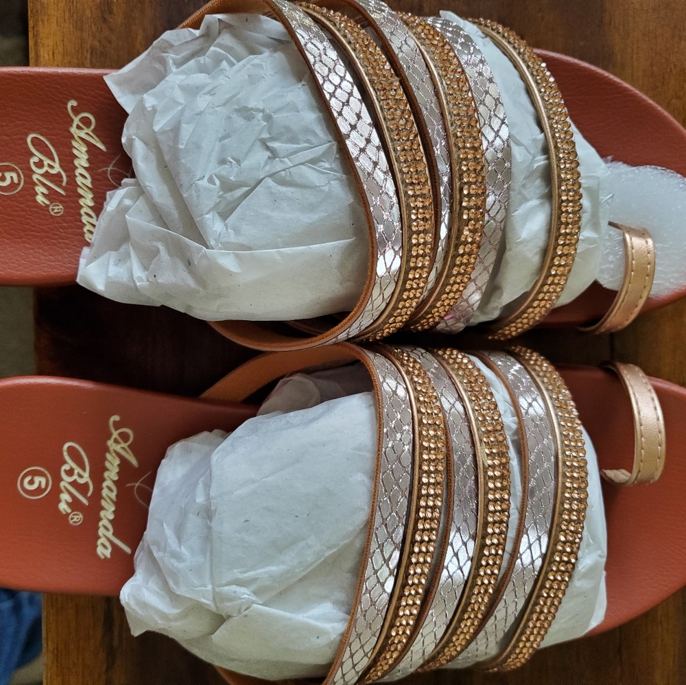 Sandals - Picture 2 of 4